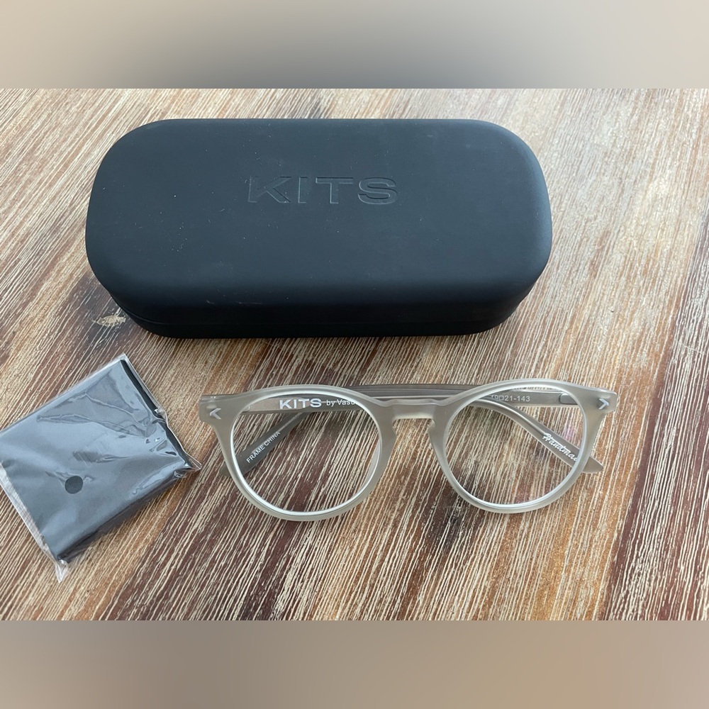 Kits glasses Vasuma new unworn fits yours prescription